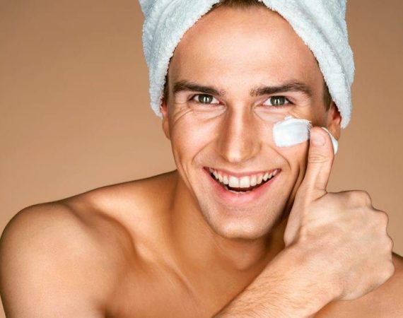 Vì sao mỹ phẩm nam giới ngày càng phổ biến?