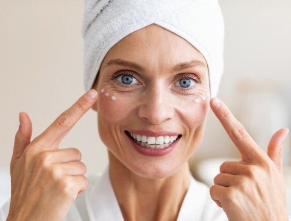 Gia công kem giảm lão hóa – giải pháp phát triển sản phẩm chăm sóc da chuyên nghiệp