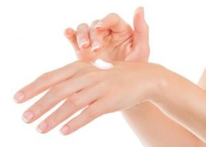  gia công kem dưỡng da tay, gia công mỹ phẩm