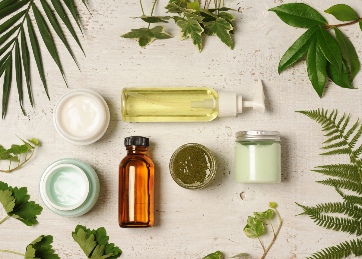 Công dụng của cồn trong các sản phẩm chăm sóc da