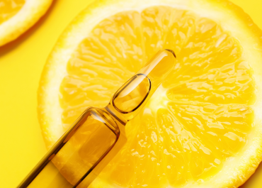 A - Z VỀ VITAMIN C: CÔNG DỤNG CỦA VITAMIN C VÀ HƯỚNG DẪN CHĂM SÓC DA HIỆU QUẢ NHẤT