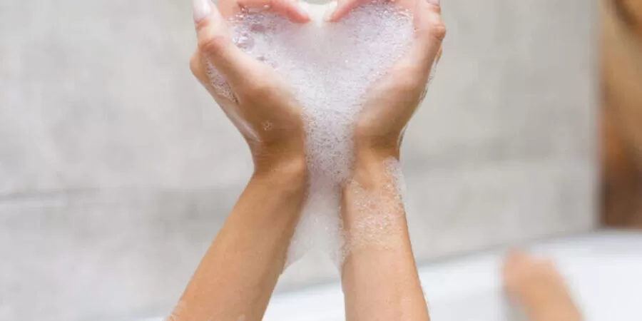 Cách sử dụng dung dịch vệ sinh đúng cách