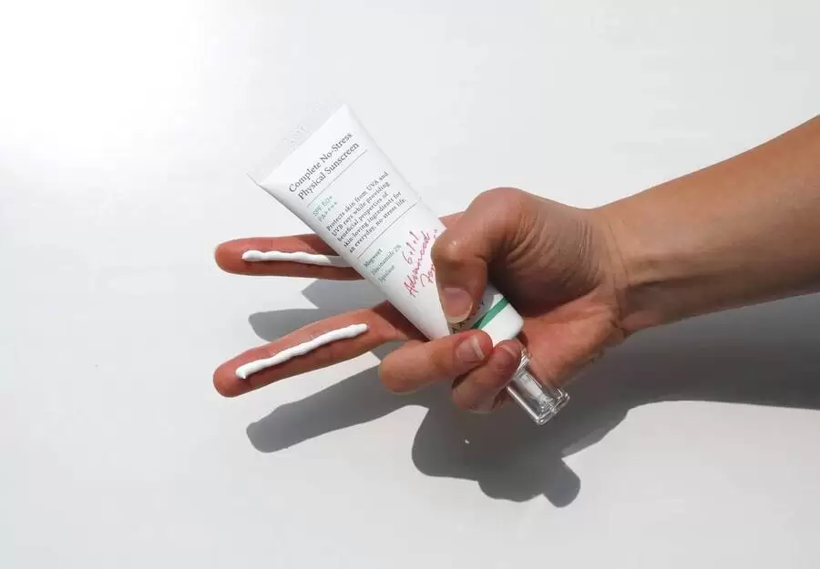 Sử dụng lượng kem chống nắng phù hợp 