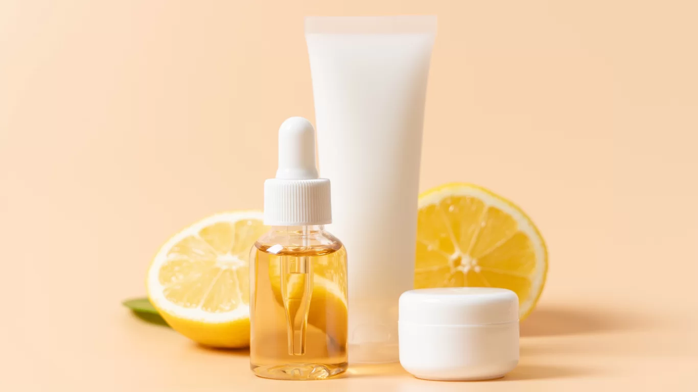 Vitamin C được sử dụng rộng rãi trong các sản phẩm mỹ phẩm