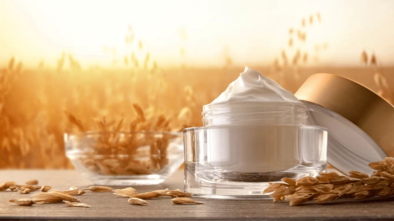 Mỹ phẩm dưỡng da có chứa chiết xuất yến mạch