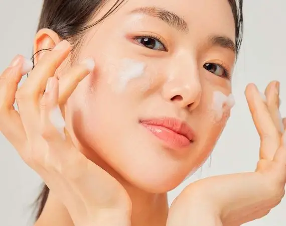 Dịch vụ gia công sữa rửa mặt trọn gói tại OCM Vietnam – Giải pháp phát triển thương hiệu mỹ phẩm riêng của bạn